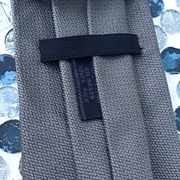 Prada Milano 100% Silk Mens Tie Made in Italy - Picture 8 of 15